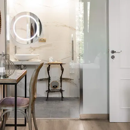 La Maison De Guest house